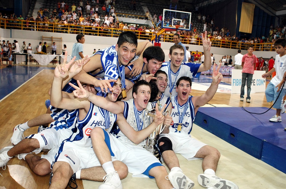 3 Αυγούστου: Η Εθνική Εφήβων στην κορυφή της Ευρώπης (pics)