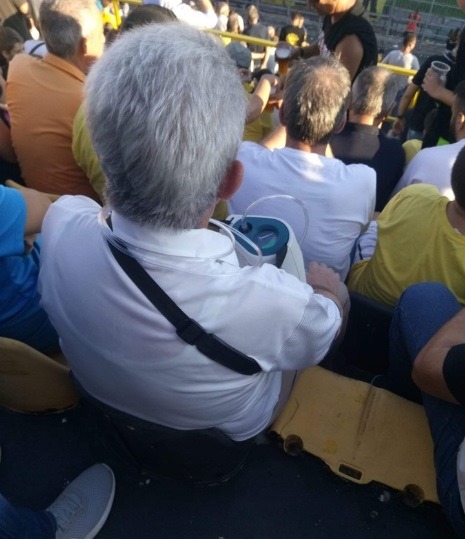 Συγκλονιστικός οπαδός του Άρη, στο Βικελίδης παρά την ιατρική υποστήριξη!