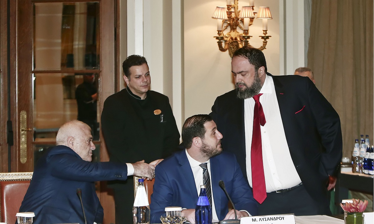 Συνάντηση Big 4: Χειραψία Μαρινάκη – Μελισσανίδη (pic)