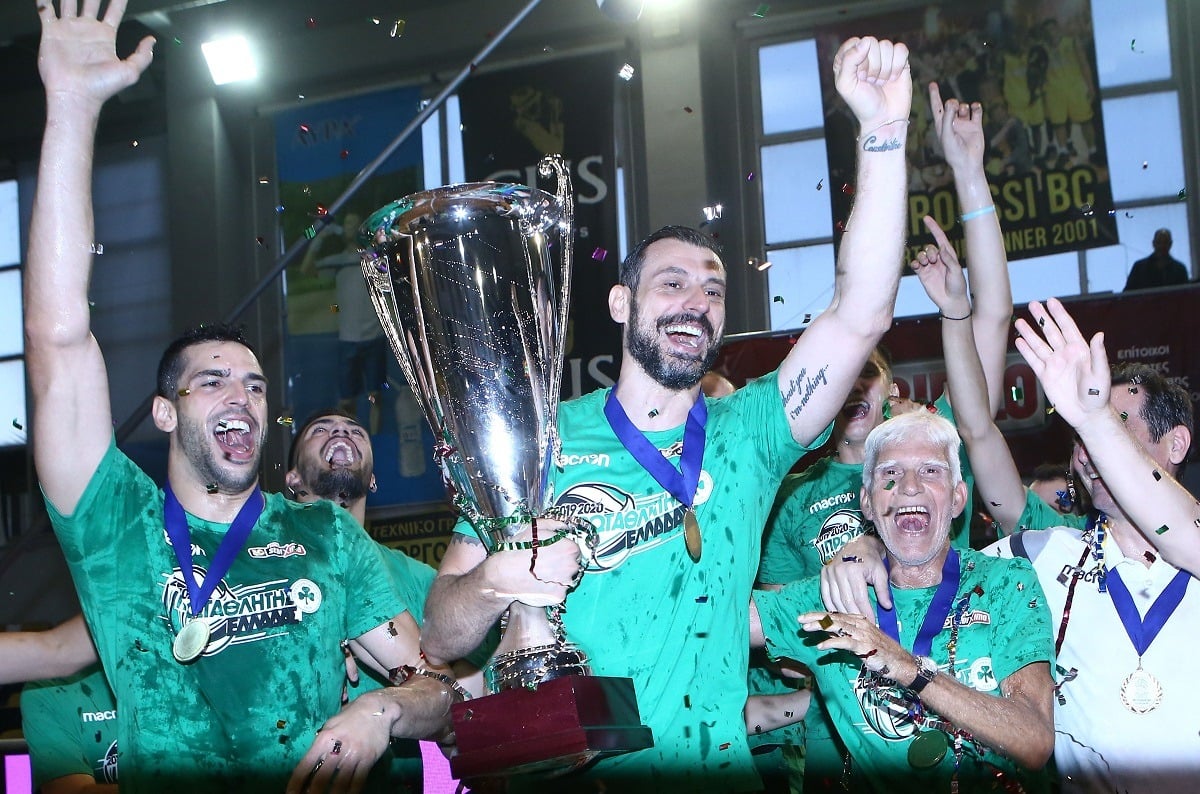 Παναθηναϊκός: Ξέσπασμα χαράς και συγκίνησης των πρωταθλητών στην απονομή (vids+pics)