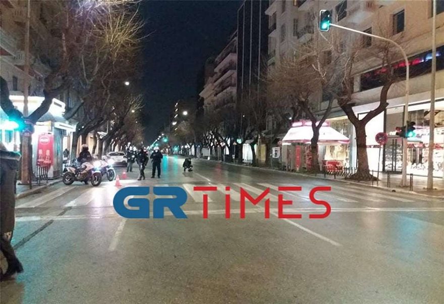 Κορονοϊός - Lockdown: Πόλεις φαντάσματα Αθήνα και Θεσσαλονίκη (pics) - Άδεια όλα!