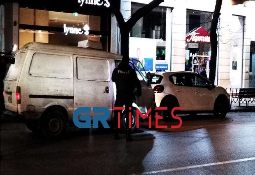 Κορονοϊός - Lockdown: Πόλεις φαντάσματα Αθήνα και Θεσσαλονίκη (pics) - Άδεια όλα!