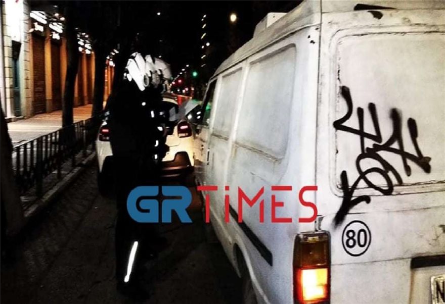Κορονοϊός - Lockdown: Πόλεις φαντάσματα Αθήνα και Θεσσαλονίκη (pics) - Άδεια όλα!