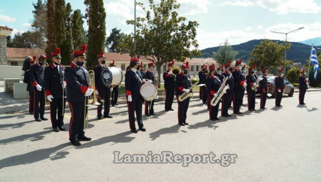 25η Μαρτίου 2021 -Λαμία: Μοναδικές στιγμές συγκίνησης και περηφάνιας στο νοσοκομείο της πόλης καθώς ο Εθνικός ύμνος «άγγιξε» τους πάντες.