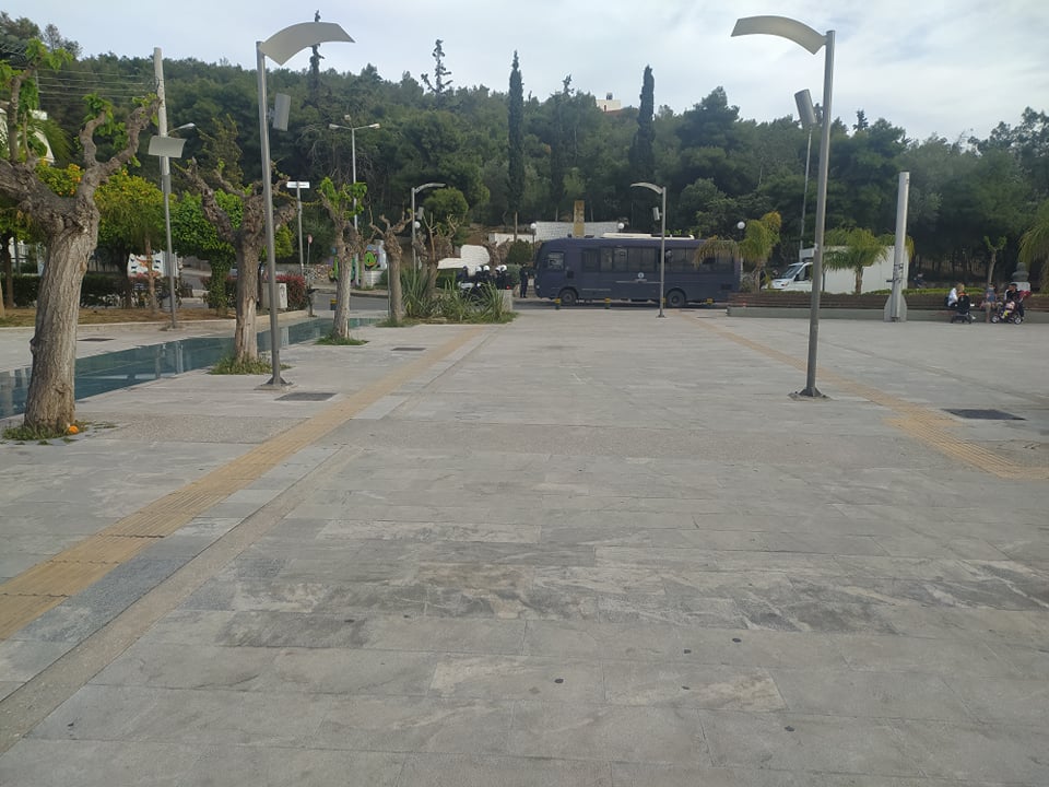 Υμηττός: Η εικόνα στην κεντρική πλατεία και σ