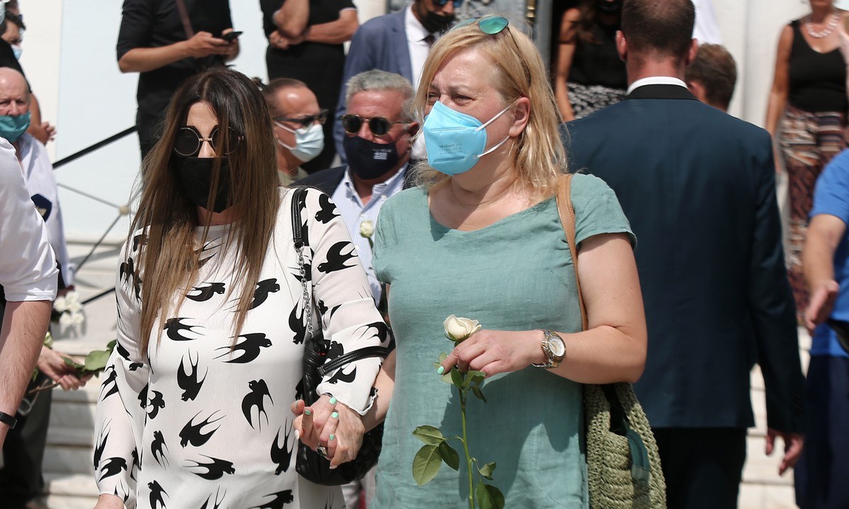 Κηδεία Τόλη Βοσκόπουλου