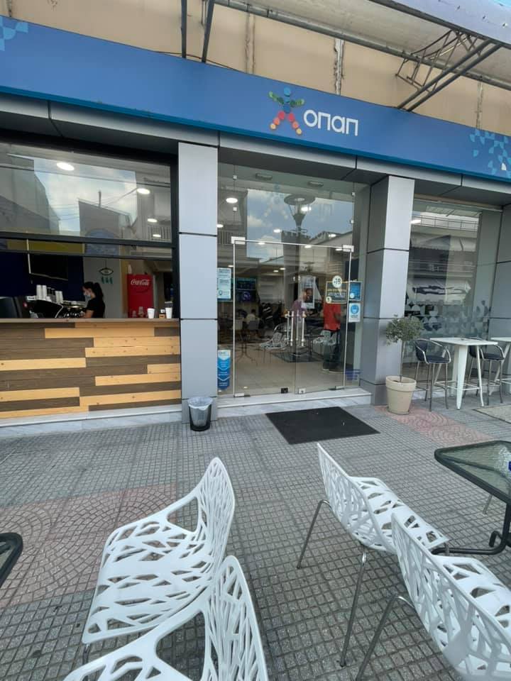 Στα 3,3 εκατομμύρια ευρώ έχει ανέβει το τζακ ποτ του ΤΖΟΚΕΡ, μετά από δέκα κληρώσεις χωρίς μεγάλο νικητή.
