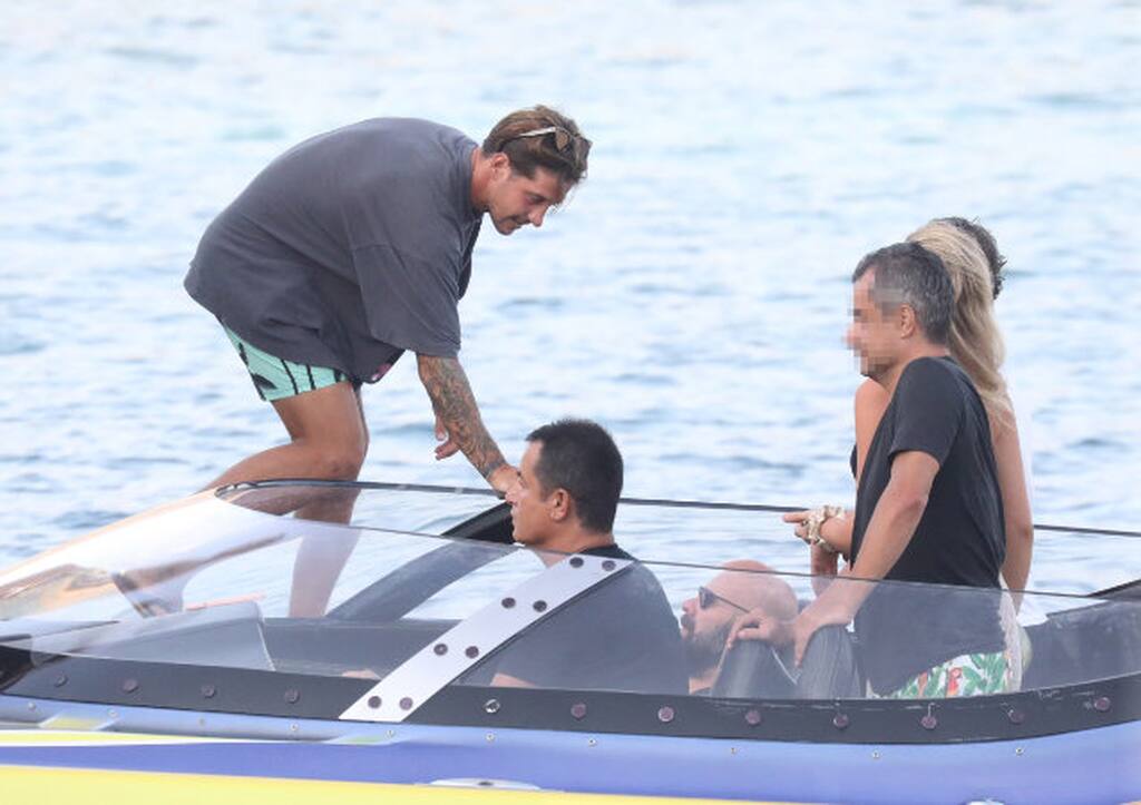Survivor - Μπόγδανος: Βόλτα με το σκάφος του Ατζούν στη Μύκονο (pics)