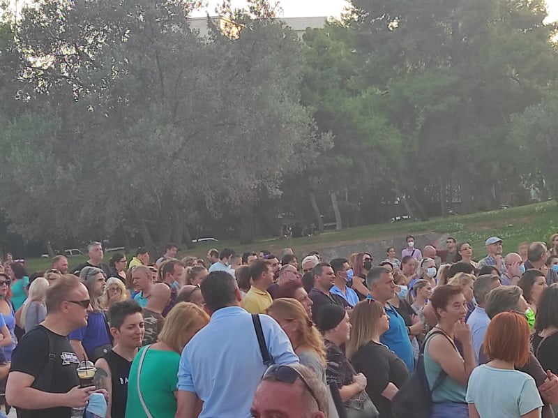 Εικόνες από τη συγκέντρωση των Υγειονομικών κατά της υποχρεωτικότητας του εμβολιασμού