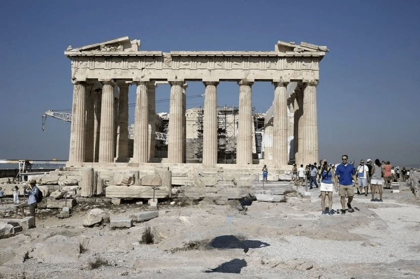 Πως να αφαιρέσετε από φωτογραφίες ανεπιθύμητα πρόσωπα