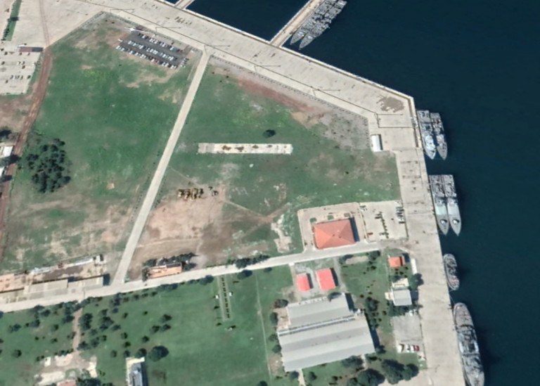 η βάση των Τούρκων στη Φώκαια