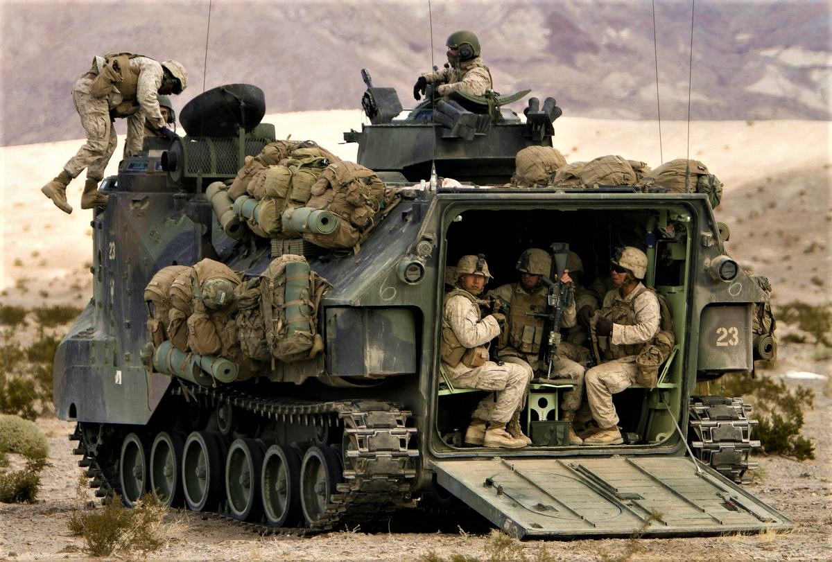 Ελληνικός στρατός: Ενίσχυση στα άρματα για τις ελληνικές Ένοπλες Δυνάμεις, καθώς η χώρα μας παίρνει 76 AAV7 αμφιβίου εφόδου.