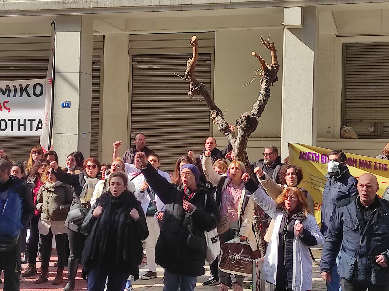 Συνεχίζεται ο αγώνας τον υγειονομικών κατά της υποχρεωτικότητας