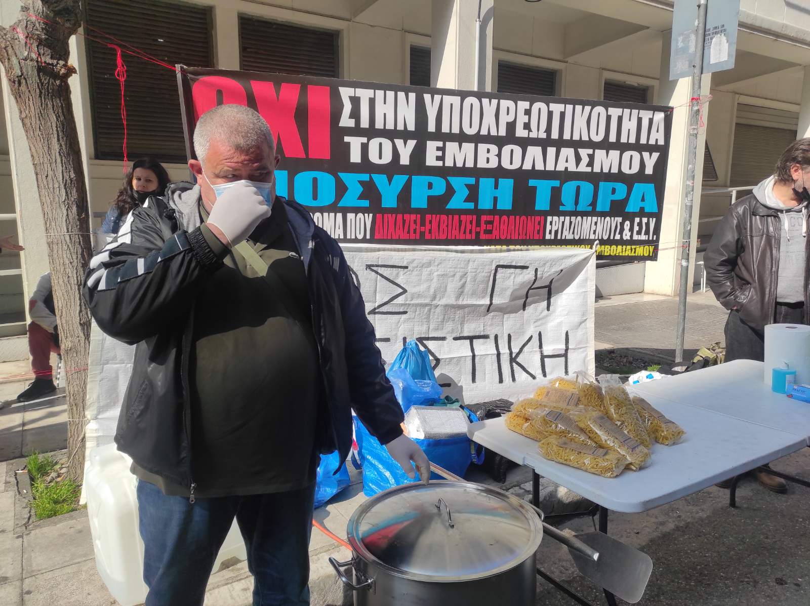 Συνεχίζεται ο αγώνας τον υγειονομικών κατά της υποχρεωτικότητας