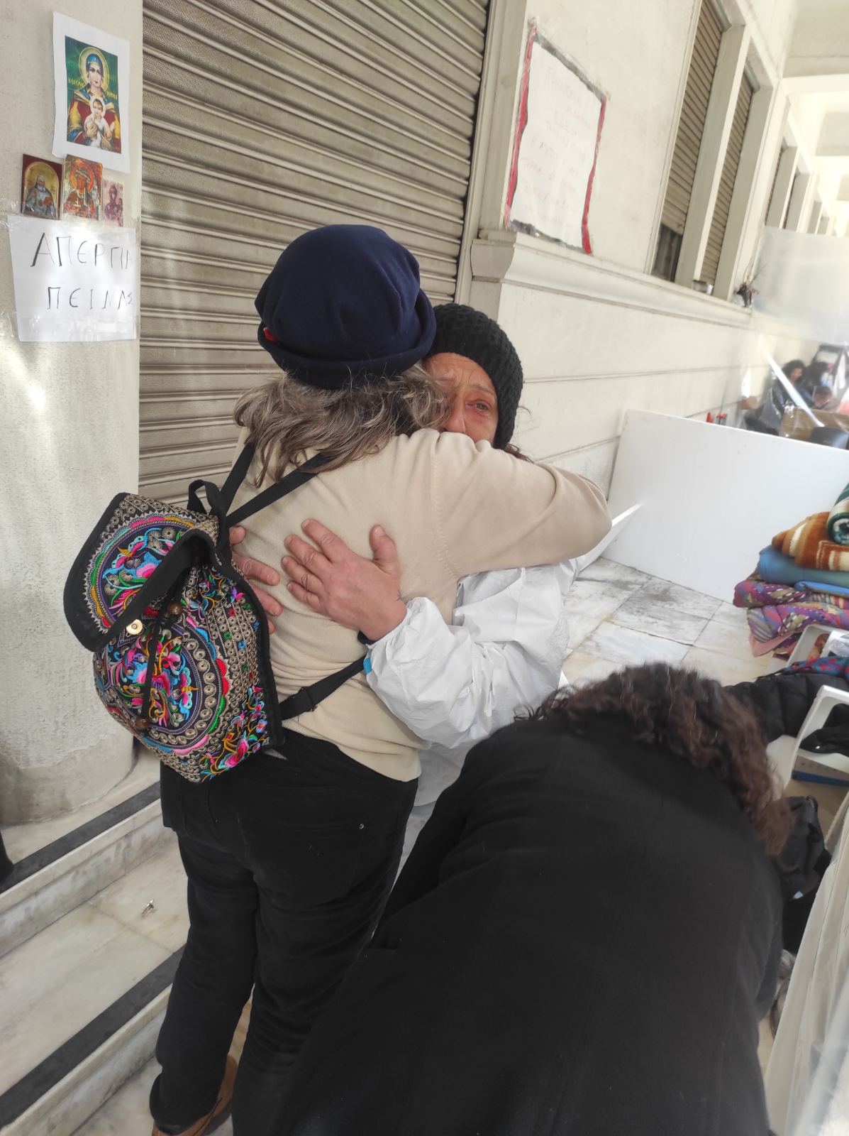 Ομαδική απεργία πείνας έξω από το Υπουργείο Υγείας των υγειονομικών κατά της υποχρεωτικότητα
