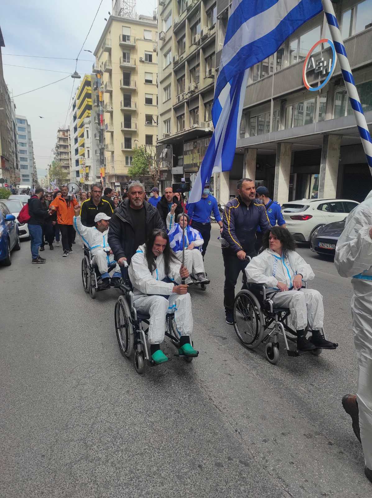Συνεχίζεται η απεργία πείνας των Υγειονομικών!