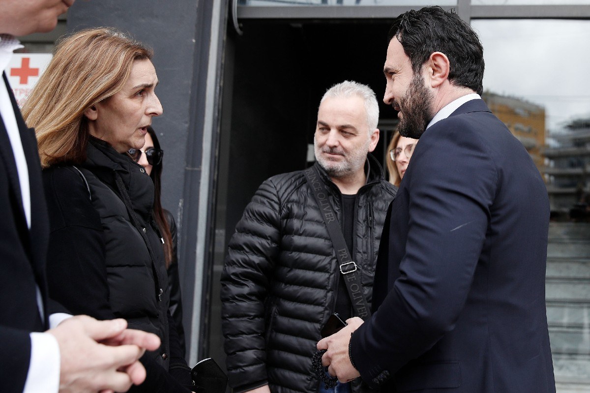 Άρης: Ρίγη συγκίνησης στην μετονομασία της θύρας 7 σε «Άλκης Καμπανός». Παρούσα η μητέρα του 19χρονου και ο πρόεδρος της ΠΑΕ Θόδωρος Καρυπίδης