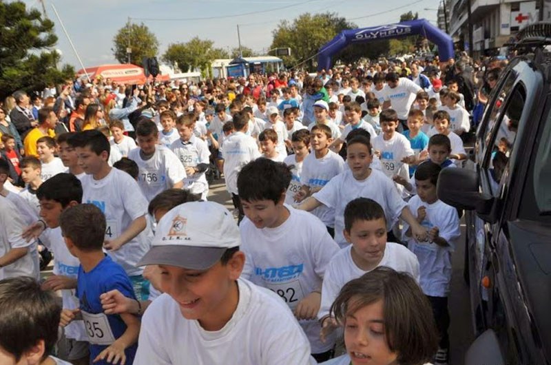 Νυχτερινός αγώνας δρόμου δίπλα στο φαινόμενο του Ευρίπου