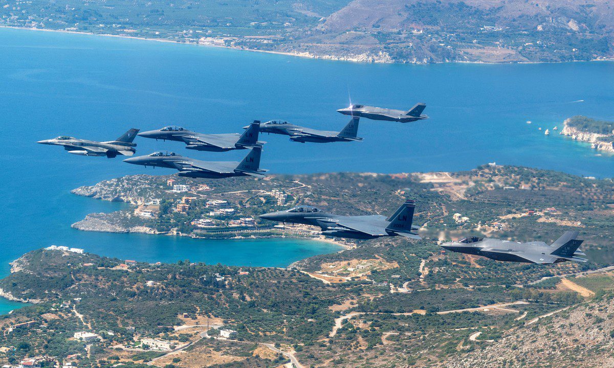 Οι φωτογραφίες από την άσκηση «Poseidon Rage 2022» που θέλει να ξεχάσει η Τουρκία