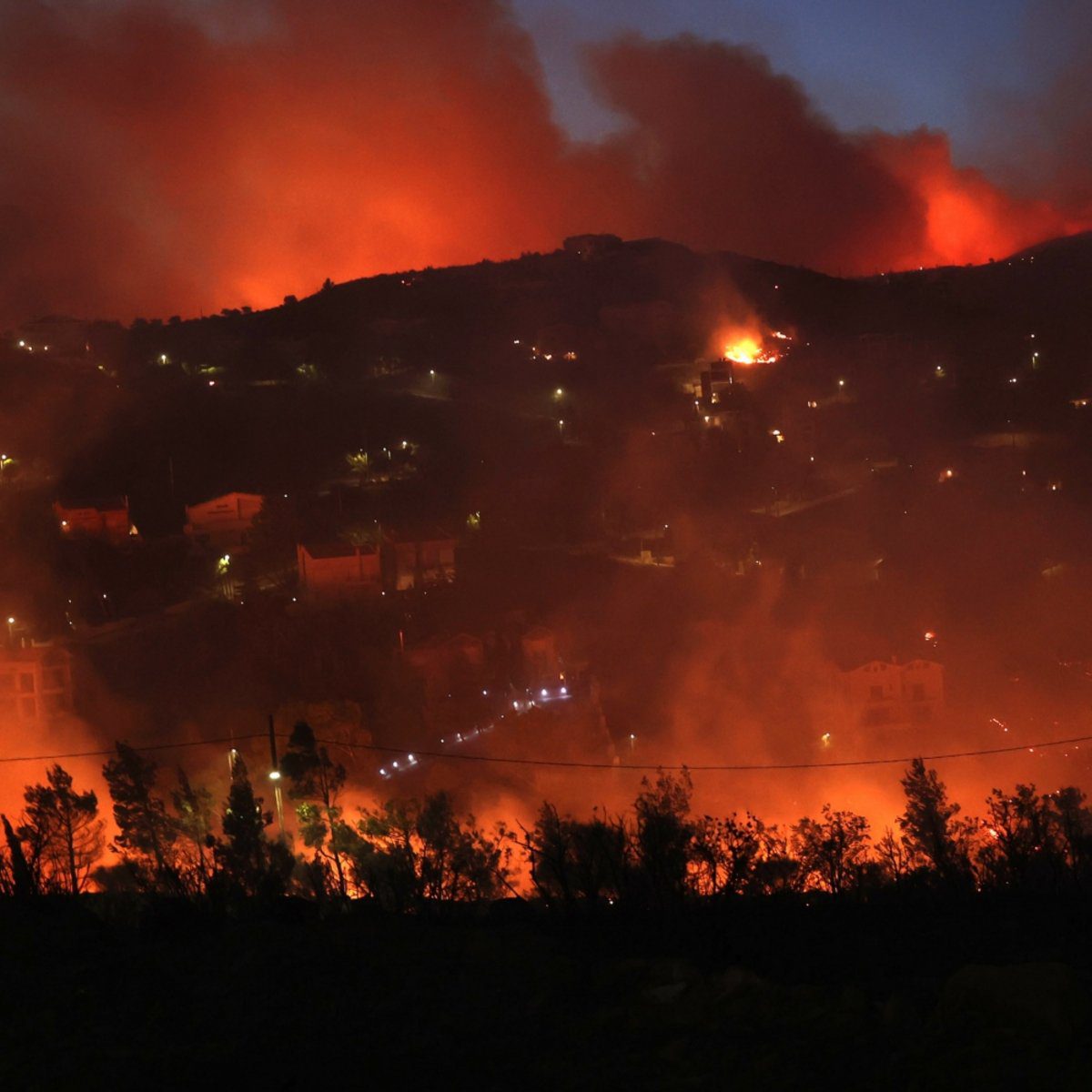 Φωτιά στην Πεντέλη: Απόλυτο χάος με την σφραγίδα του επιτελικού κράτους