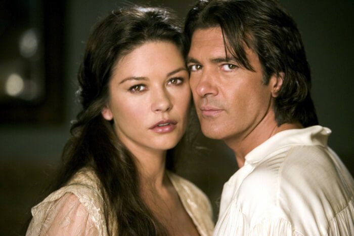 3 The Legend of Zorro (2005) — Catherine Zeta-Jones και Antonio Banderas