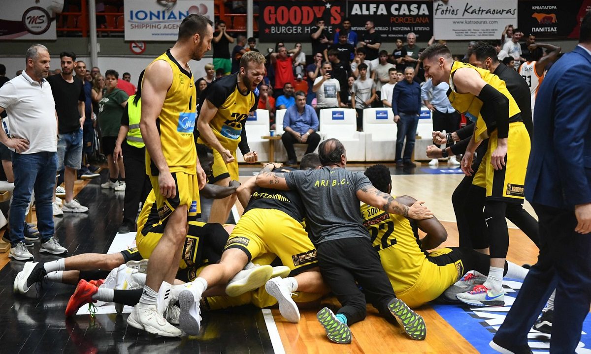 Άρης πανηγυρική