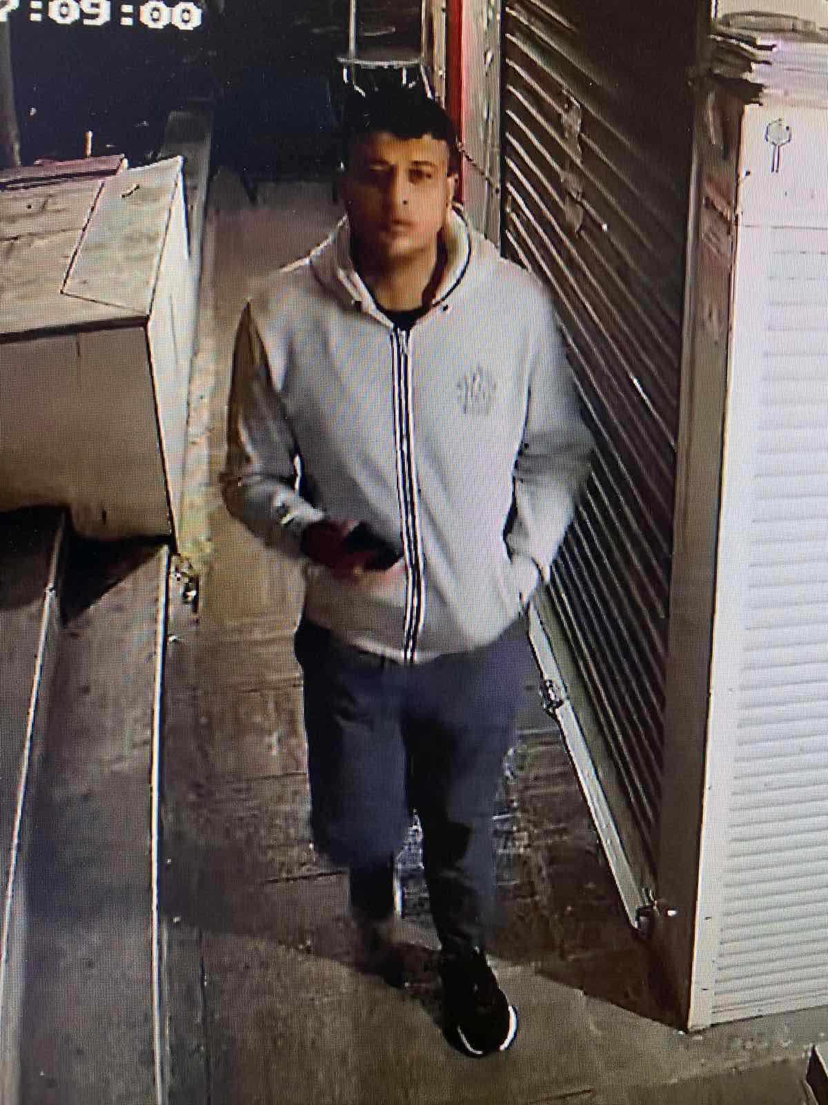 Αυτός είναι ο άνδρας που κάνει επιθέσεις σε κοπέλες στο Αιγάλεω