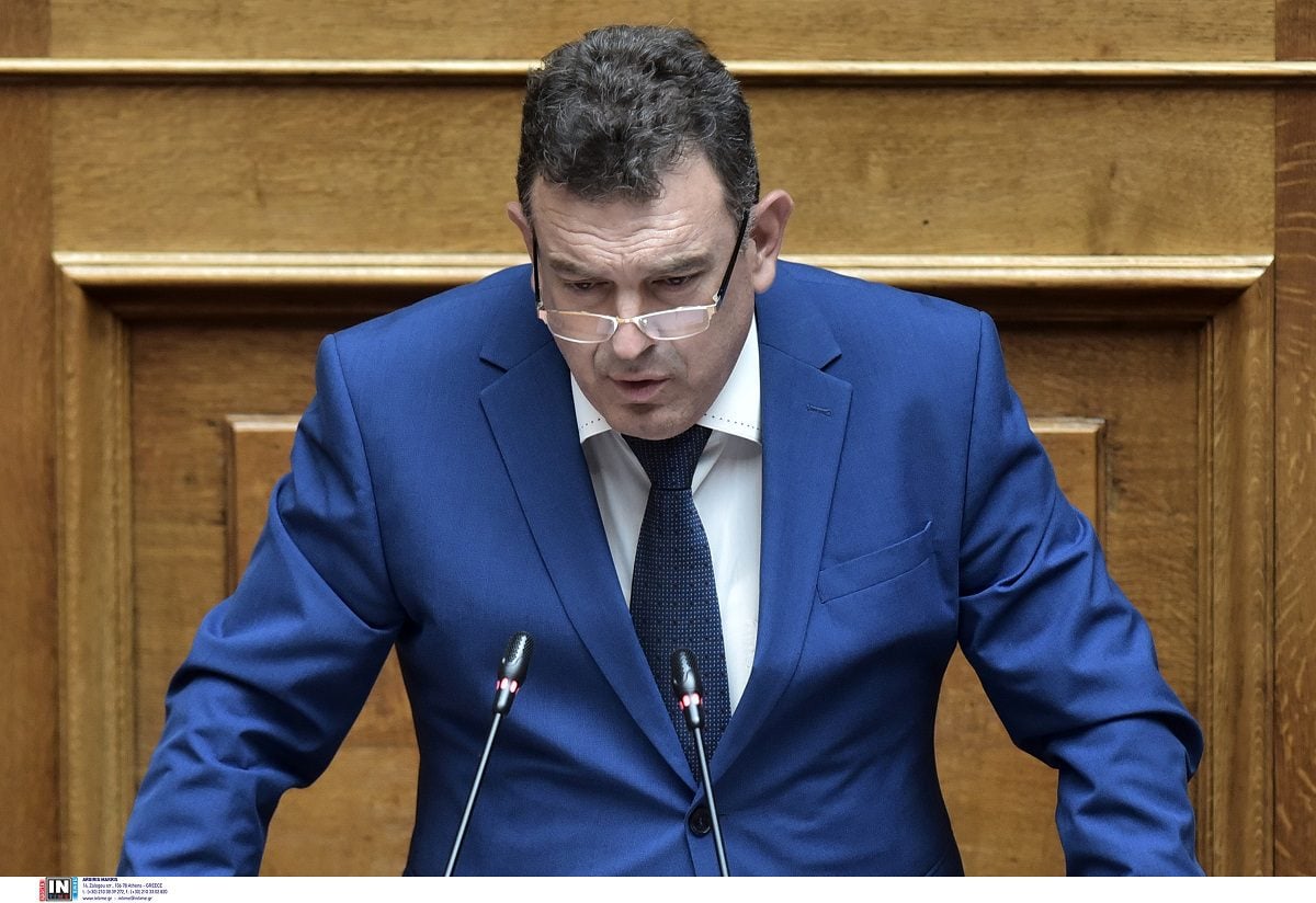 Μωραίνει Κύριος ον βούλεται απολέσαι - Η Βουλή κάνει το ένα δώρο μετά το άλλο στο Νίκο Παπαδόπουλο
