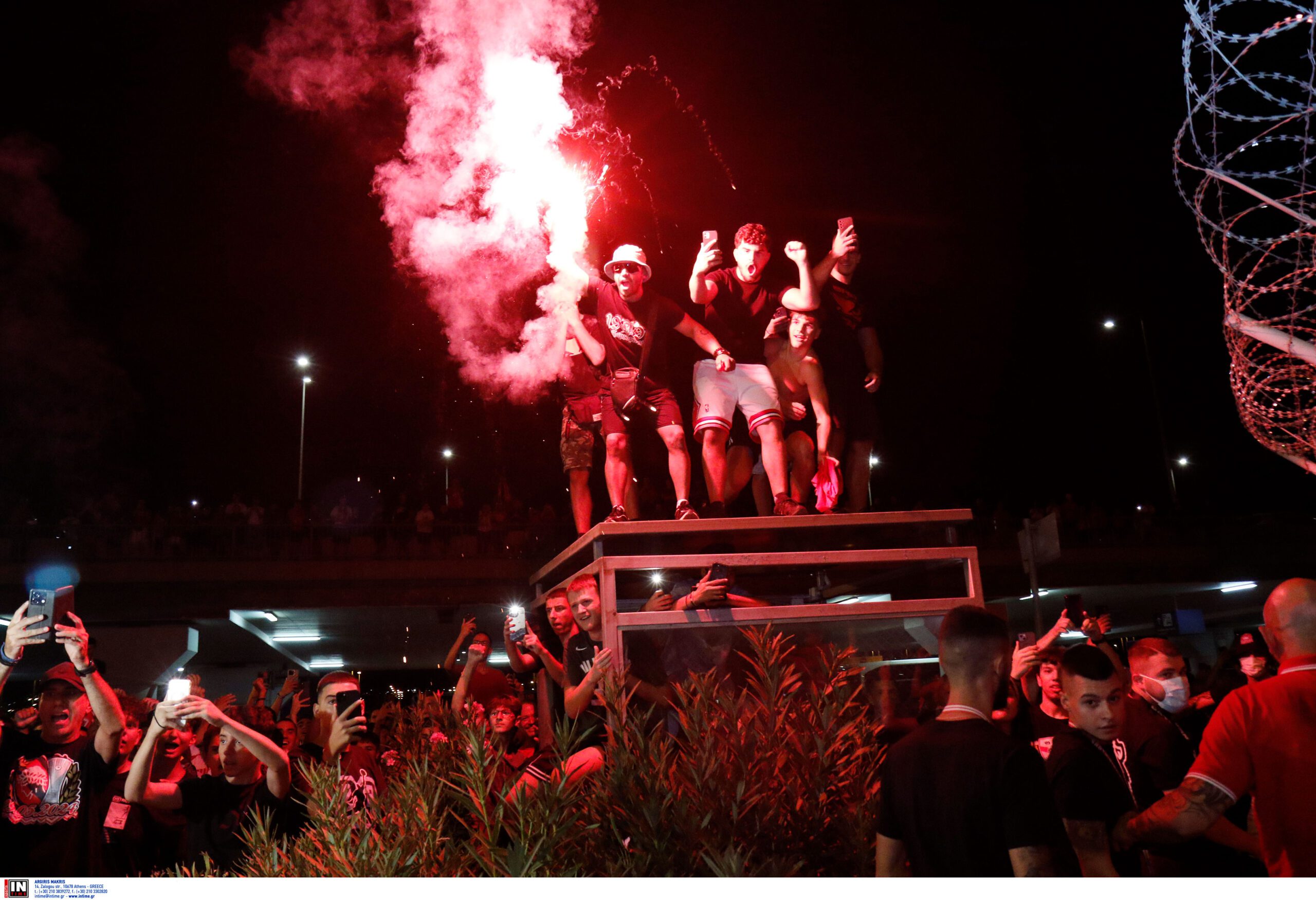 Κόλαση στο Ελευθέριος Βενιζέλος για την επιστροφή του Ποντένσε στον Ολυμπιακό